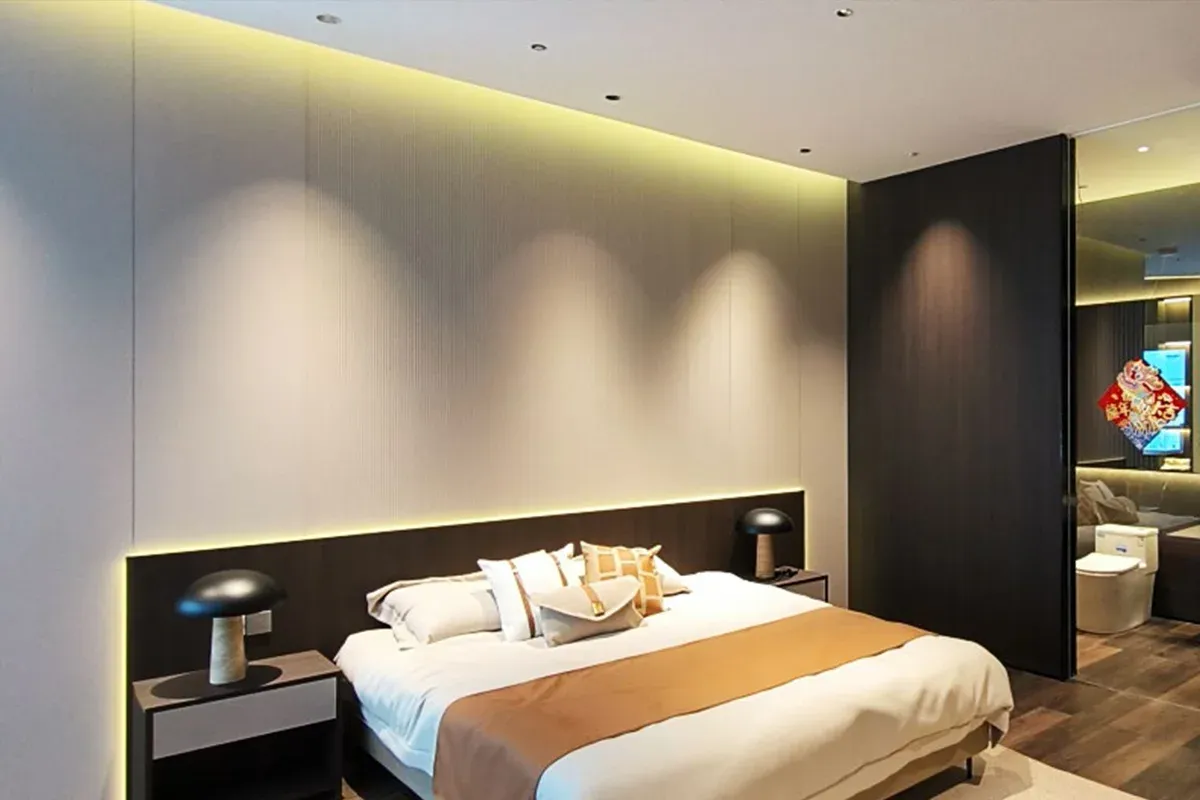 Hotel & Hospitality